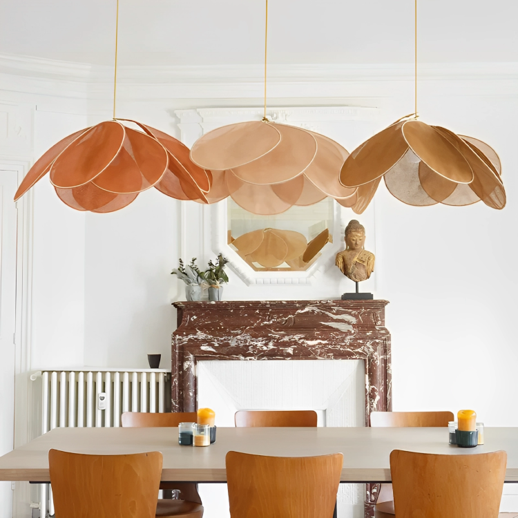 FloraLume | Suspension Pétales Design Lumière Douce Salon